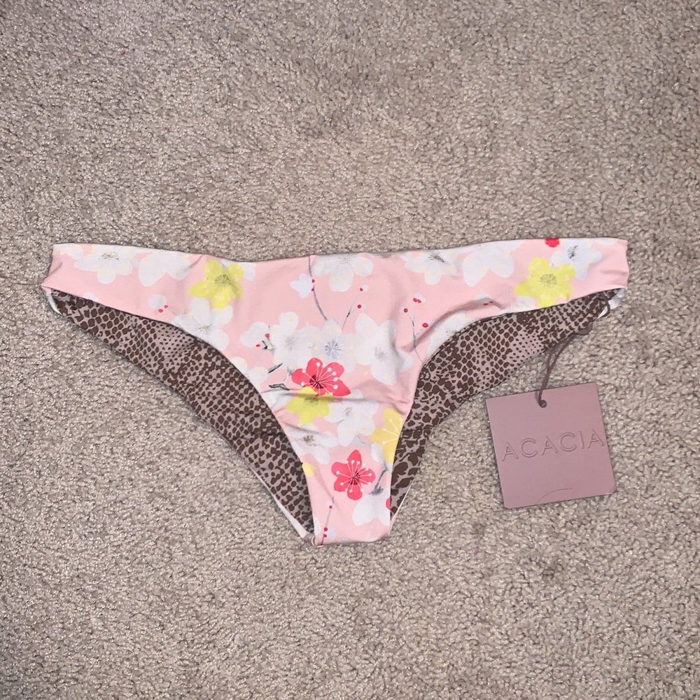 Acacia Cherry $65 on v